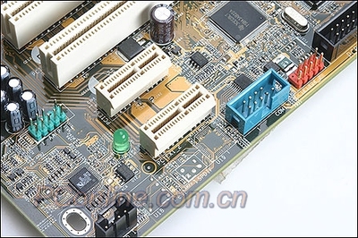 DIY主板產品評測 打造高性能主機的核心基石